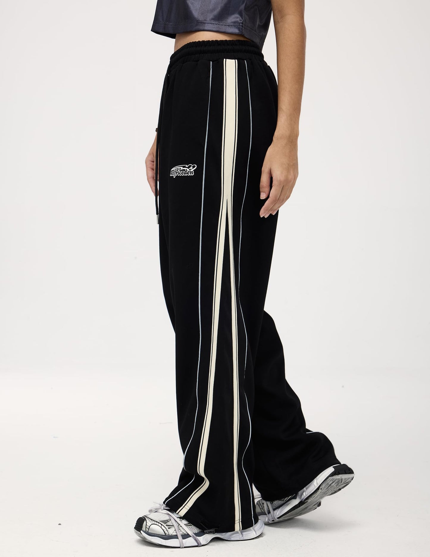 Aelfric Eden Baggy Sweatpants Unisex Striped Track Pants Casual Drawstring Y2K Pants with Pockets Black