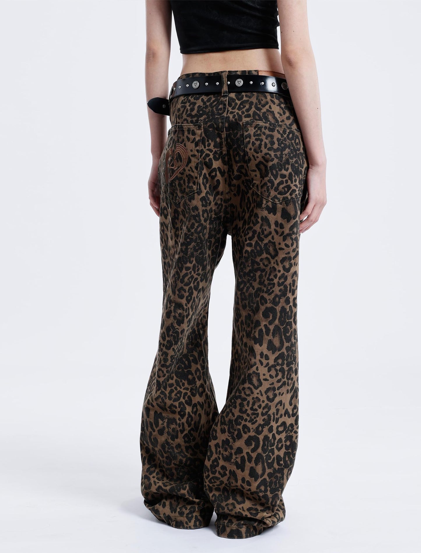 Aelfric Eden Leopard Print Jeans for Women Cheetah Print Pants Straight Leg Denim(A Size 1-2 Larger is Recommended)